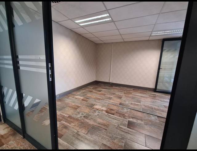 OFFICE PROPERTY TO RENT IN MENLYN